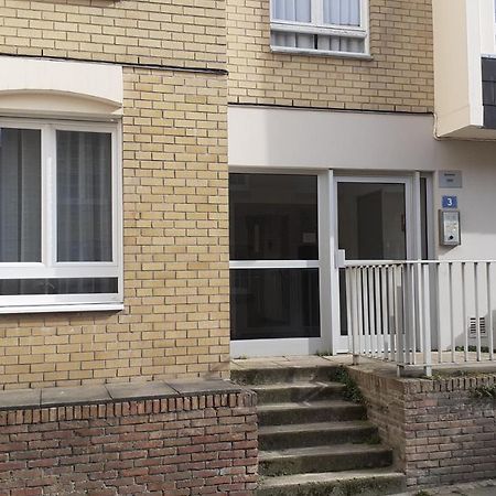 Charmant Studio En Plein Centre Avec Parking Saint-Omer  Exterior photo